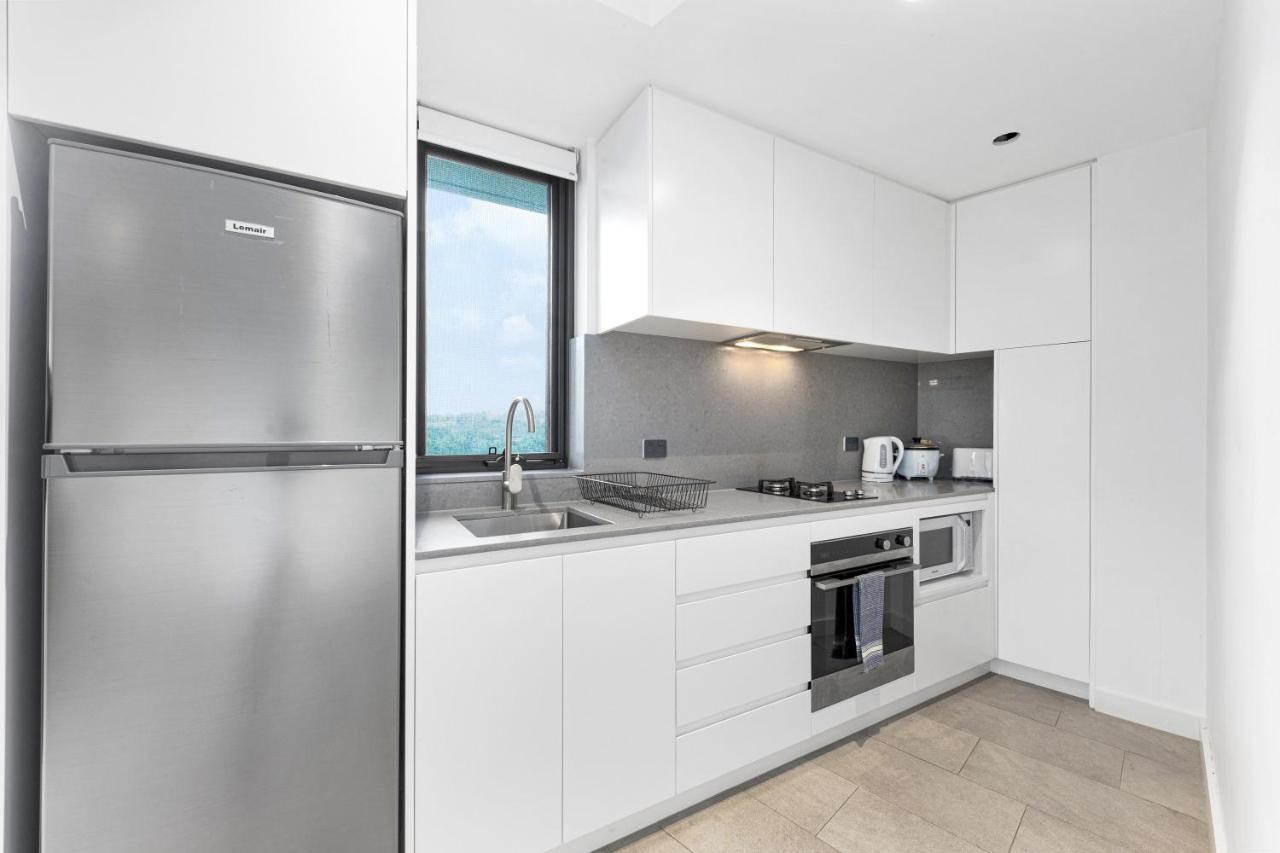 Studio For Long Term Tenants In Strathfield Cbd Sydney Eksteriør bilde
